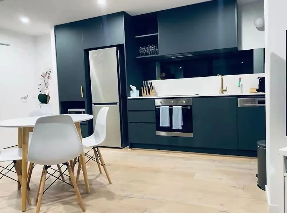 Apartament 1Br-1Br-1Car-Sleeps 4-Pool-Cbd Canberra
